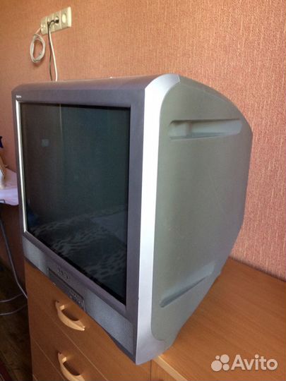 Телевизор Sony trinitron 21