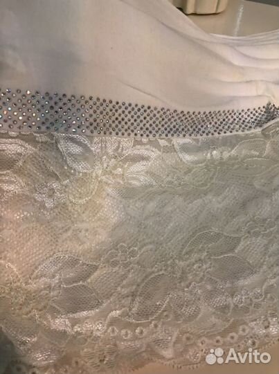 Платок на никях или на выход белый