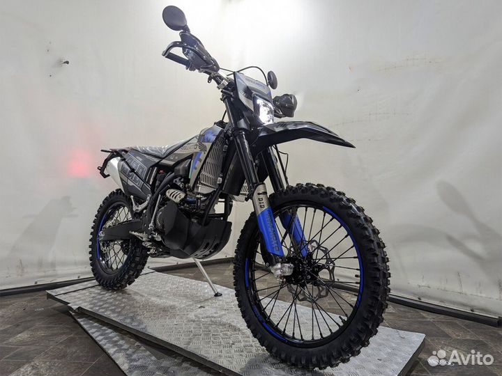 Мотоцикл Regulmoto legend 300 enduro