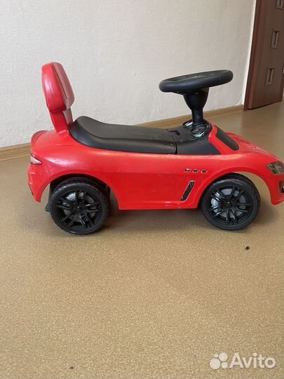 Машинка толокар