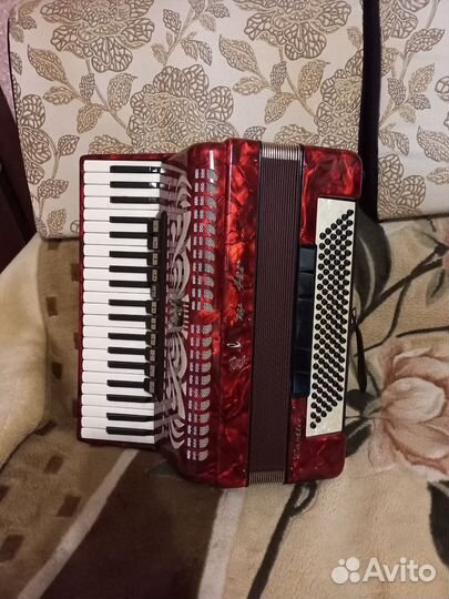 Аккордеон weltmeister Caprice полный
