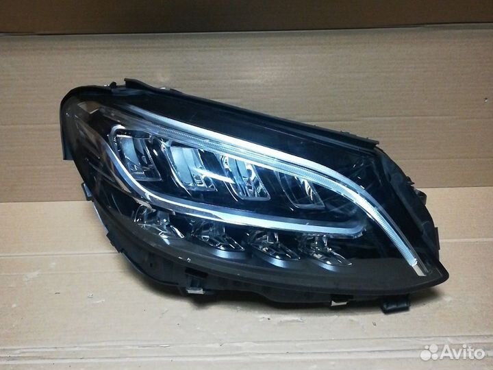 Фара правая Mercedes C-klasse W205 2018 led рестай