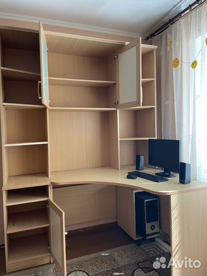 Детская кровать и стол