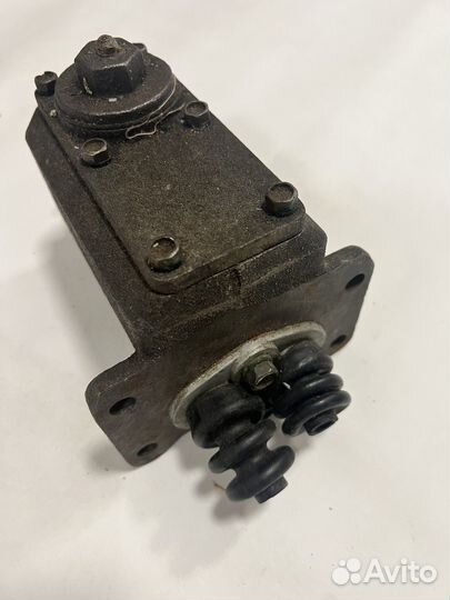 Главный тормозной цилиндр для газ 21. С хранения