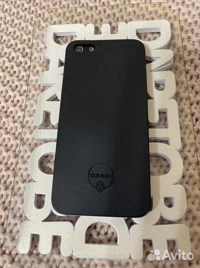 Чехол ozaki на iPhone 5/5s
