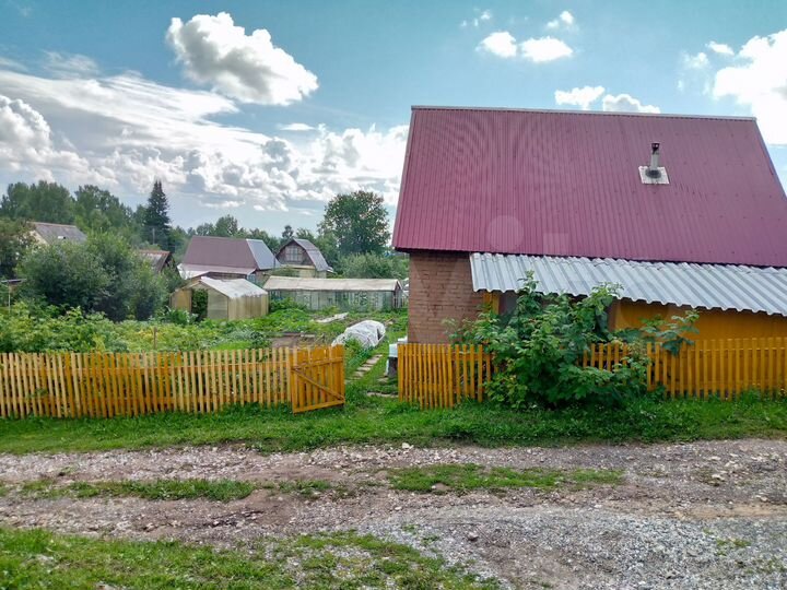 Дом 35 м² на участке 6 сот.