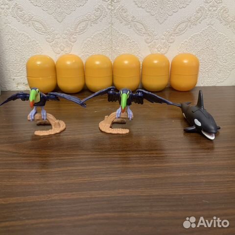 Игрушки из киндер макси