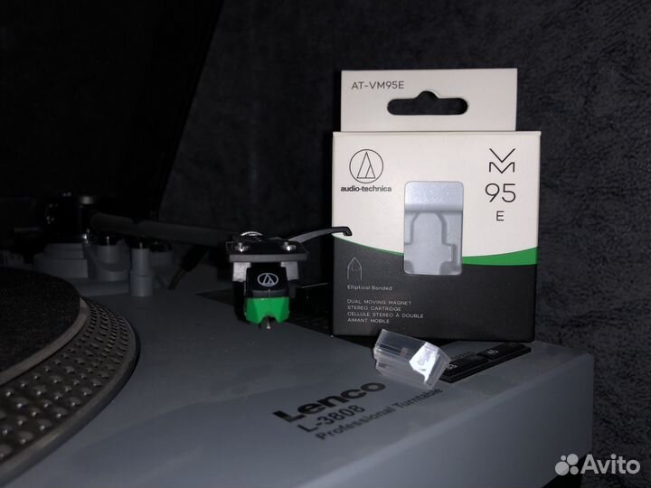 Проигрыватель Lenco L-3808 с AT-VM 95E