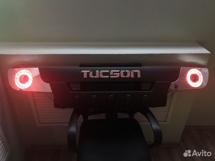 Накладка заднего бампера Hyundai Tucson 1