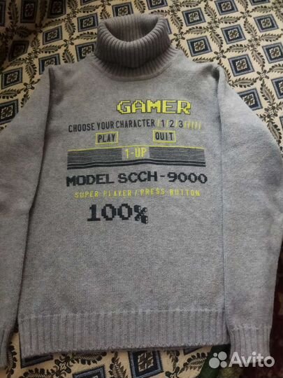 Свитер