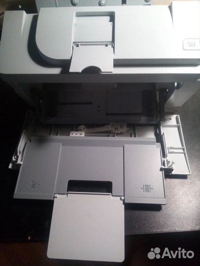 HP LJ P3015 Enterprise Передняя Дверца в сборе