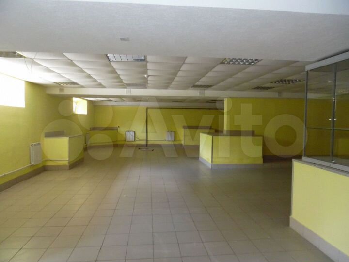 Торговая площадь в спальном районе, 100 м²