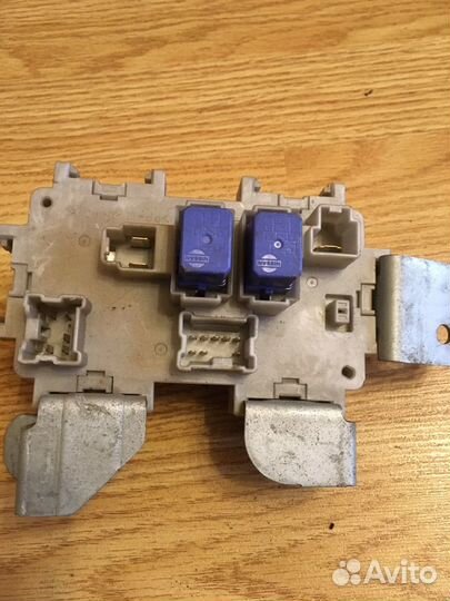 Блок предохранителей Мурано Z50 Murano