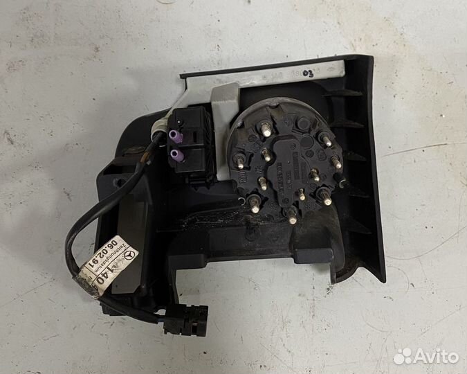 Выключатель света W140