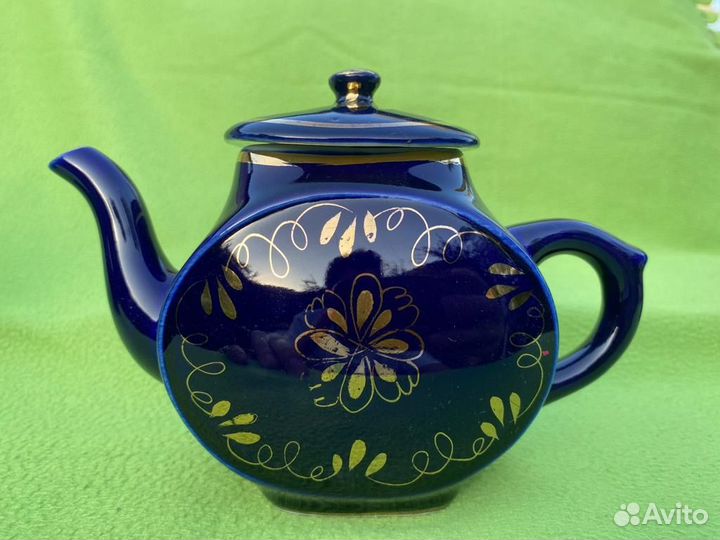 Заварочный чайник, кувшин, сахарница