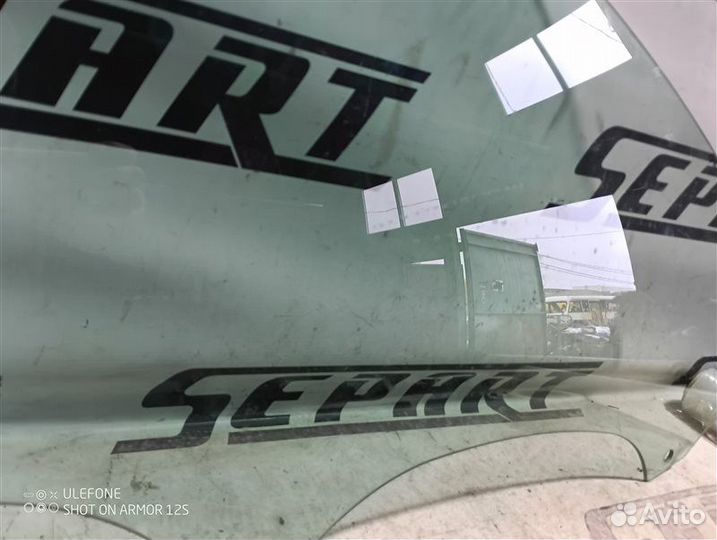 Стекло боковое переднее правое Audi A6 C7 3.0 CGW