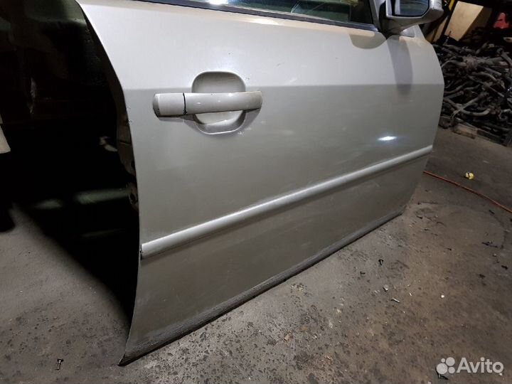 Дверь передняя правая Ford Mondeo 3