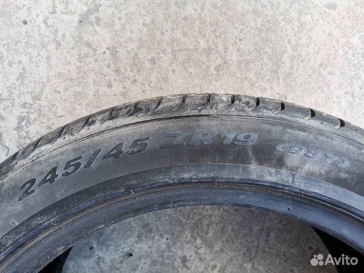 Pirelli P Zero 245/45 R19