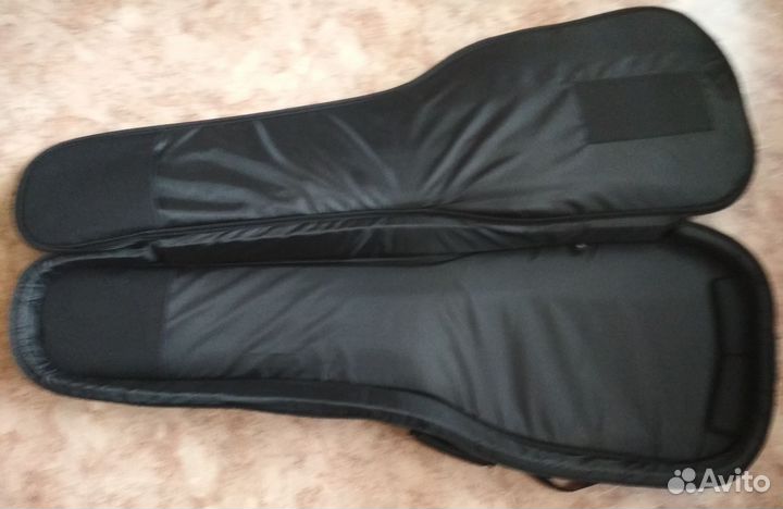 Чехол gator для бас-гитары