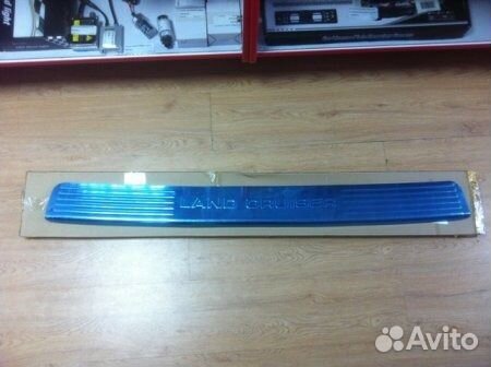 Накладка на задний бампер Land Cruiser 200