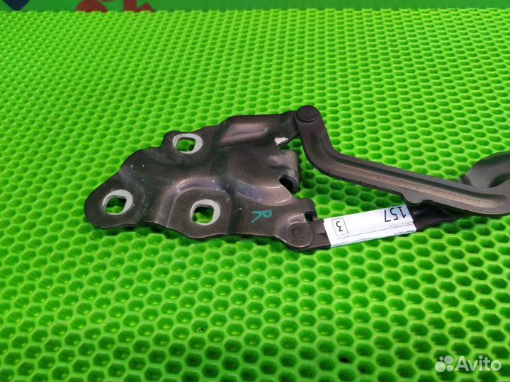 Петля капота правая Bmw X3 F25 N47D20C 2012