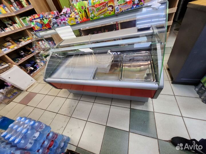 Холодильное оборудование для магазина