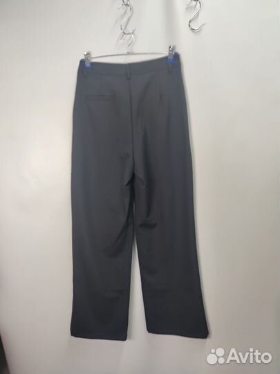 Новые женские классические брюки 44р