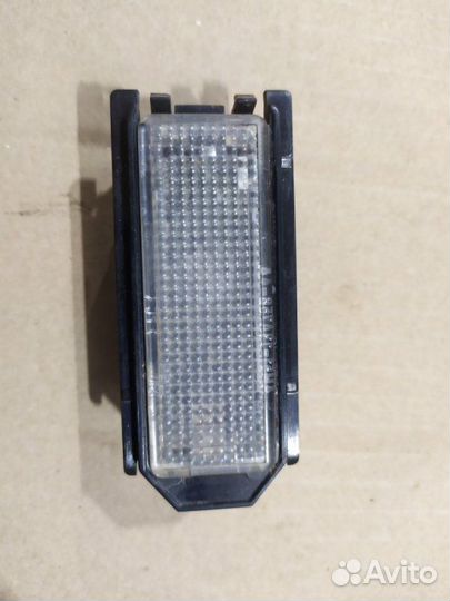 Фонарь освещения номерного знака Ford Focus 3