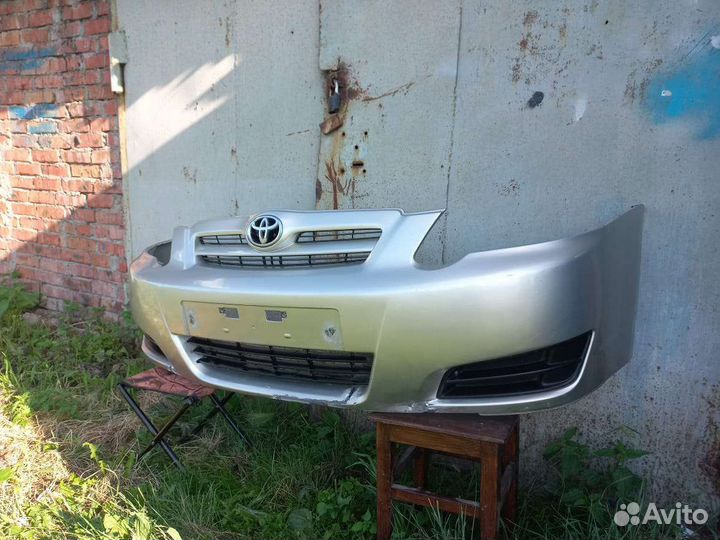 Передний бампер toyota corolla 120 кузов