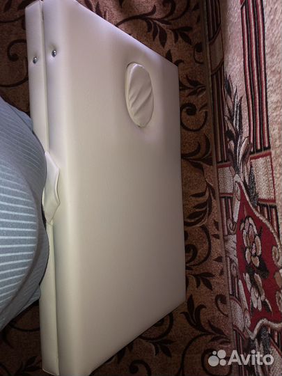 Массажный стол складной с вырезом