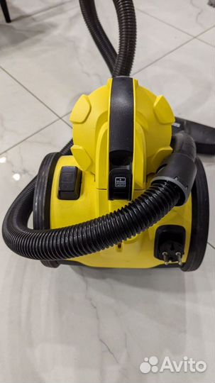 Пылесос Karcher VC 3 Floor желтый/черный