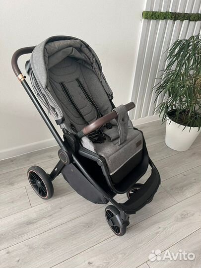 Коляска детская Carrello Epica