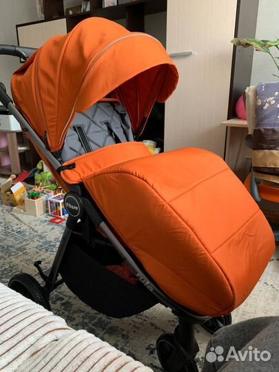 Прогулочная коляска Pituso