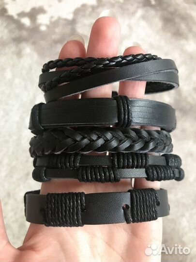 Кожаный браслет