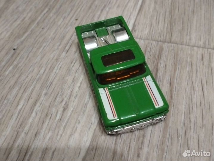 Машинка хот вилс