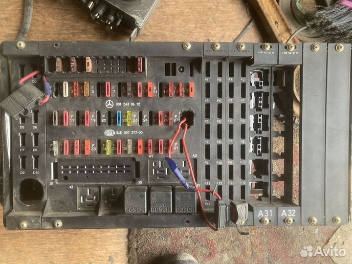 Блок предохранителей MB Actros. 0015430615
