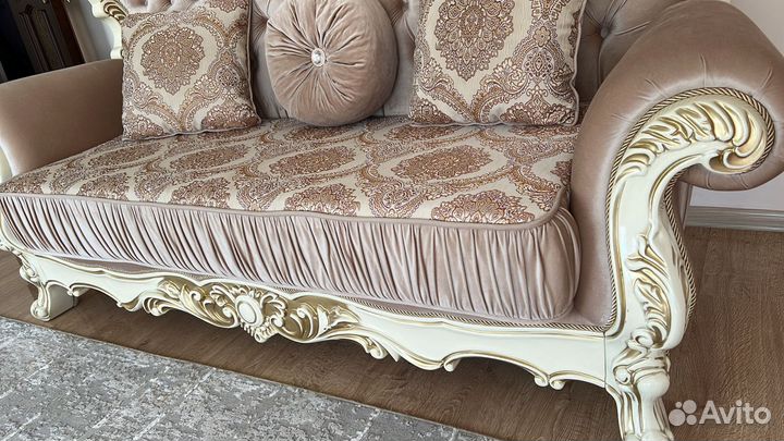 Мягкая мебель диваны и кресла