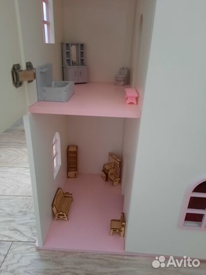 Домик кукольный