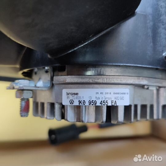 Вентилятор охлаждения двигателя с модулем управлен