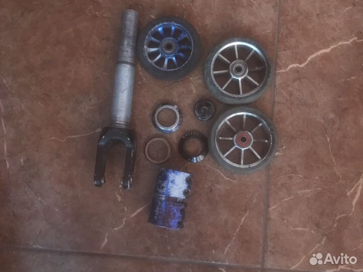 Запчасти на трюковой самокат