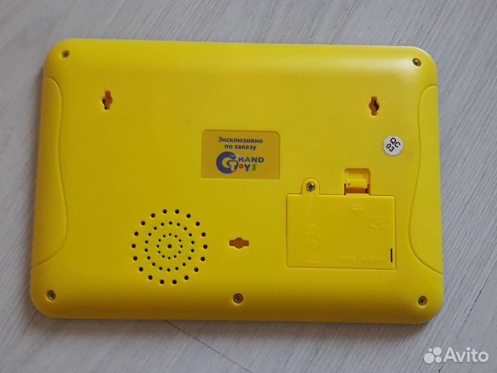 Планшет пчелка Майя