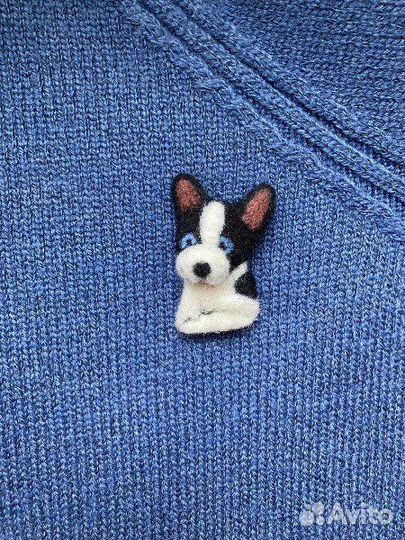 Валяная брошь