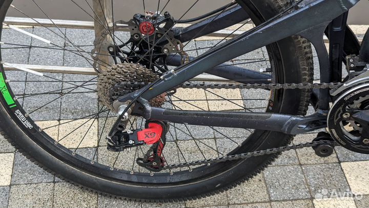 Велосипед Giant Glory DH двухподвес