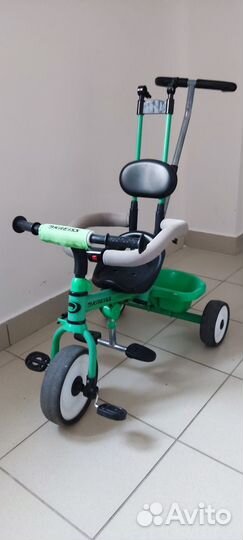 Детский трехколесный велосипед