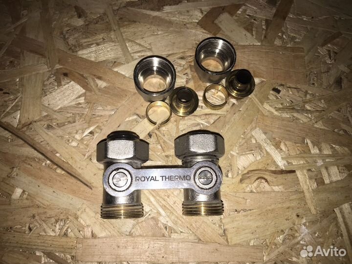 Узел нижнего подключения радиатора