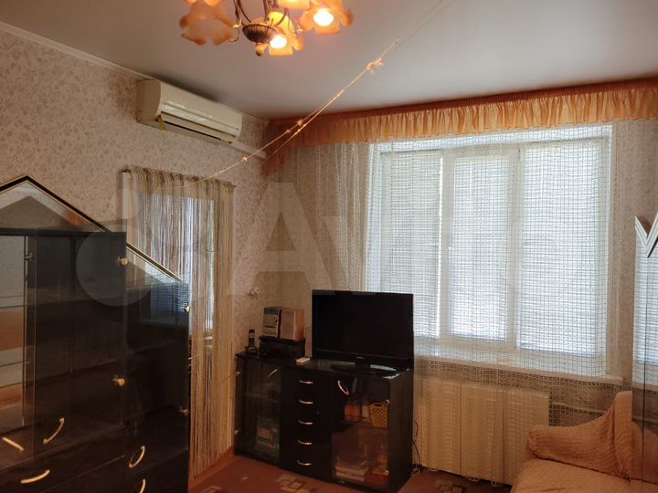 3-к. квартира, 33 м², 2/2 эт.