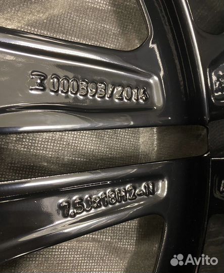 Оригинальные диски на mercedes amg r18