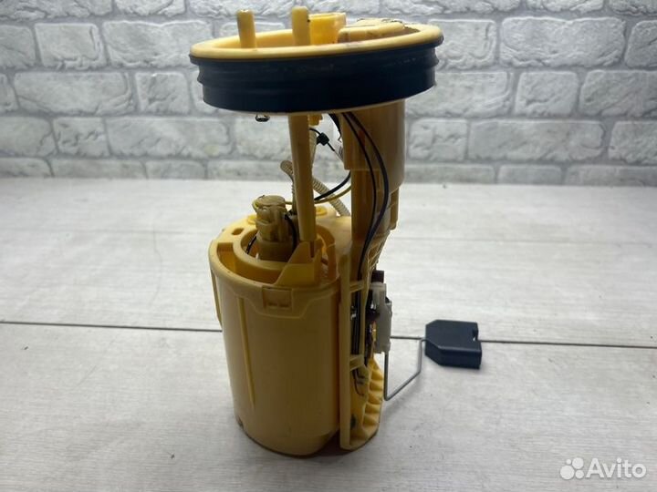 Топливный насос бака Volkswagen Transporter T5
