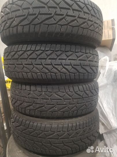 Yokohama Ice Guard SUV G075 215/65 R16 102H