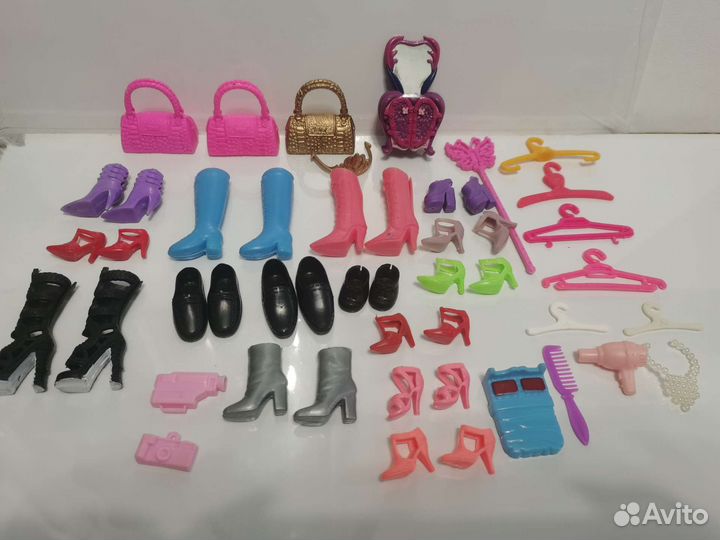 Аксессуары и одежда для кукол